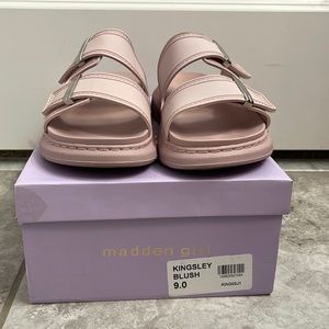 madden girl Kingsley Blush size 9